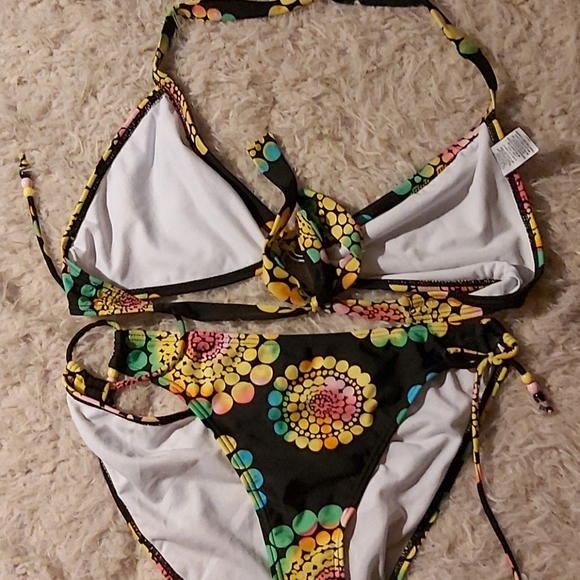 Aqua Funky Bikini Set 👙 - Picture 4 of 8